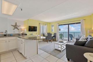 The Ocean Front Starfish Suite by Brightwild - Daytona Beach Shores - 5