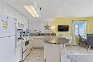The Ocean Front Starfish Suite by Brightwild - Daytona Beach Shores - 9