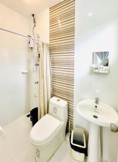 Feel at Home Gensan Wi-fi Netflix Carport Hot Shower BBQ Grill - General Santos - 3