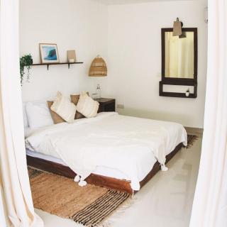 TWIN PALMS 'Surfhouse' - Thulusdhoo - 0