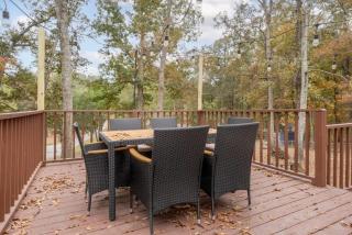 Touchdown Townhouse: Your Home near Stadium - Tuscaloosa - 1