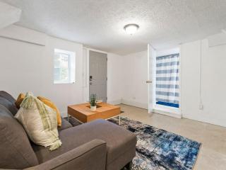 Near Georgia Aquarium 2BR: Coffee BBQ AC - 6