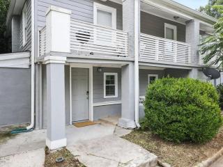 Near Georgia Aquarium 2BR: Coffee BBQ AC - 8