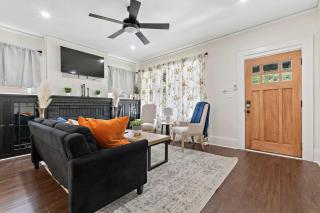 Modern Gem 2 Homes Rental Sleeps 10 - Mobile - 7