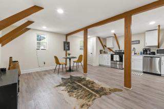 The Lily Pad Modern Cottage In The City - Mobile - 0
