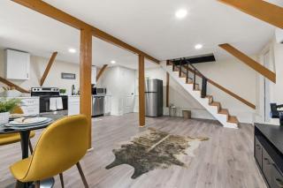 The Lily Pad Modern Cottage In The City - 9