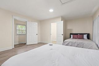 The Lily Pad Modern Cottage In The City - Mobile - 4