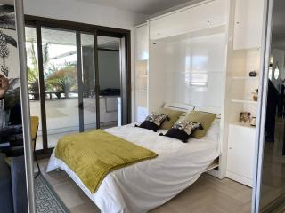 Cannes Croisette - Appartement 3 Pièces Résidence GRAY D'ALBION - 2