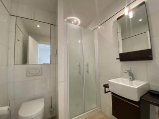 Cannes Croisette - Appartement 3 Pièces Résidence GRAY D'ALBION - 1