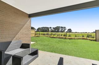 Brand new House close to shops in Dunes estate - Torquay - 9