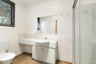 Boston Beach House Near Parks Shops And Beaches - Torquay - 2