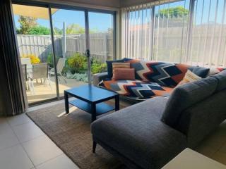 Spacious Townhouse Central St Leonards - 8