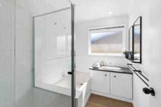 Blue Seas Beach House, 400 metres to the beach - Ocean Grove - 1