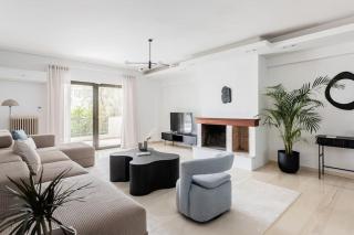 Chic & Luminous 3BR Apartment in Kifisia by UPSTREET - Atene - 7