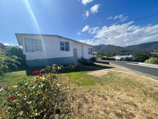 The Mountain Riveting House at Risdon vale - Risdon - 6