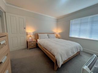 The Bridge Seaside Riveting House at Rose Bay - 5