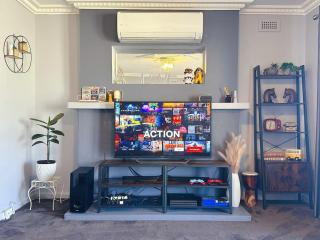 Fonton Blue Holiday Home close to City and Airport - Moonah - 5