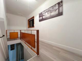 Wellesley Mountain View Getaway near City - 6