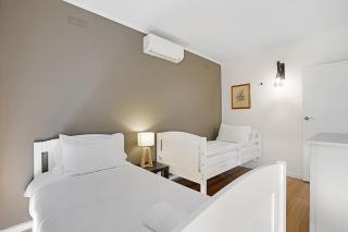 The Starfish Cottage - 250m to bay beach - Rye - 1