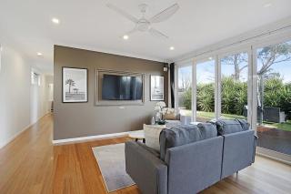 The Dolphin Cottage - 250m to bay beach - Rye - 5