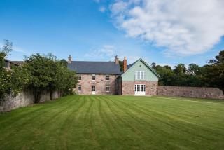 Dryburgh Farmhouse - 0