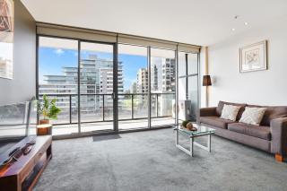 Grosvenor on Queens Luxury Melbourne CBD Apt - 4