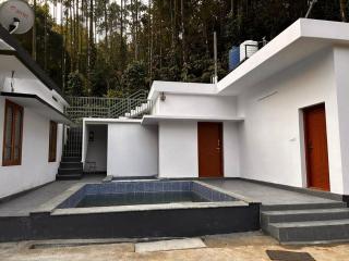 Nila Farms - Farm stay with a unique swimming Pool - Attappādi - 2