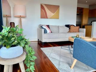 Amazing Beachfront & City Views 2 bed 2 bathroom - 2