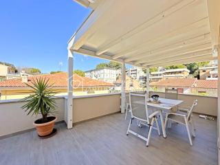 127 - Appartamento trilocale al secondo piano con doppi servizi, a Numana, in ottima posizione, aria condizionata - SPIAGGIA WHITE BEACH CLUB OMAGGIO dal lun al ven FINO AL 02-08 - 6