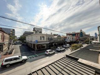 Explore Melbourne from this Chic 1BR in Windsor - 7