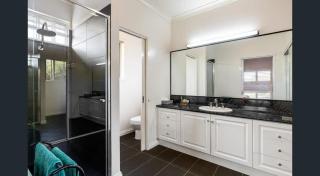 The Great Entertainer in Rye w pool near the beach! - 1