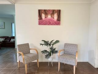 Four bedroom large family home close to Ipswich city - 2