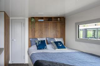 Tiny Olav houseboat close to the beach and restaurants by Weltevreden Experience - 8