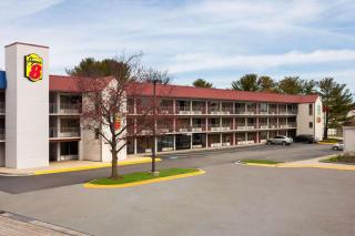 Super 8 by Wyndham Baltimore Northwest - Baltimore - 5