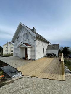 Drenghaugen - house with fabulous sea and mountain view - Reine - 7