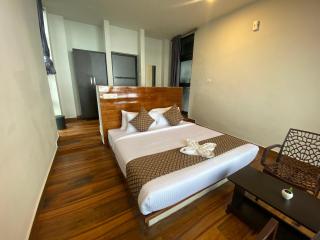 Hill Monk- Dazzling Vega - Vagamon - 8