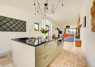 Long Barns - Briston - 3