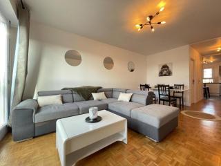 Le Bary - 10p - 100m2 - Gare - Parking Privé Gratuit - Le Mans - 9