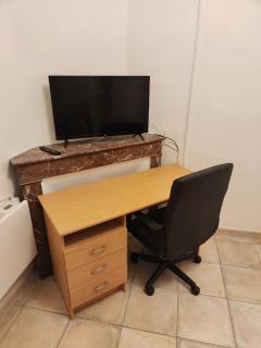 un lit double dans une chambre et un lit simple dans une autre , Appartement de 3 chambres en colocation à proximité du centre ville - Tolone - 3
