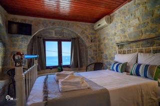 'Panorama' Stone House On The Beach - Khalíkia - 5