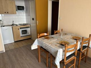 Appartement 2 pièces avec balcon et parking à Saint-Gilles-Croix-de-Vie - FR-1-224-39 - Saint-Gilles-Croix-de-Vie - 1