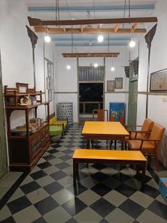 Hostel Vasantashram CSMT Mumbai, Free Wifi with 1940s Retro vibe - Mumbai - 7