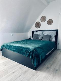 FeWo Lindenallee II Modernes DG-Apartment - 7