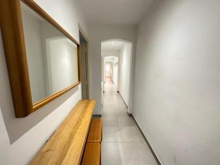 Agi Ferran 32 - Roses - 1