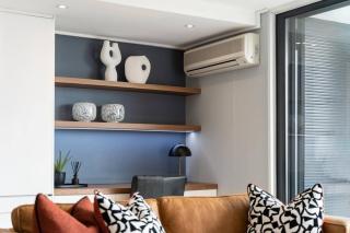 Styled top floor apartment, With back-up power - Città del Capo - 9