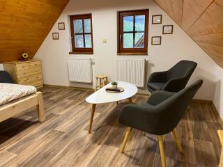 Roubenky u zvonice - Sobotín - 5