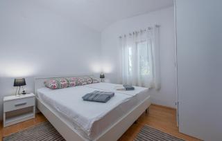 1 Bedroom Stunning Home In Potocnica - Borovići - 6