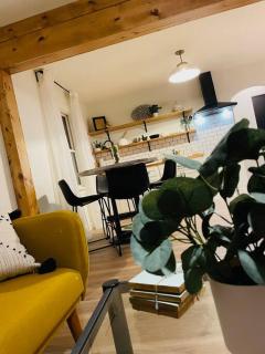 1BR 1 BA near Carl Health and OSF - Pekin - 0