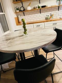 1BR 1 BA near Carl Health and OSF - Pekin - 6