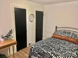 1BR 1 BA near Carl Health and OSF - Pekin - 4